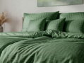    Makodamaškové obliečky PALMA Olive z jemnej mako bavlny s vytkaným žakárovým vzorom. Luxusný vzhľad, vysoká priedušnosť a maximálne pohodlie na každý deň.