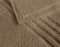 Kúpeľňová predložka Sofi v elegantnej hnedej farbe s tromi prúžkami. Bavlnené priadze zaručujú výbornú savosť a hebkosť.