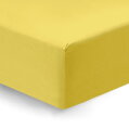 Napínacia plachta Super Stretch vo farbe vanilky s praktickou gumičkou po obvode.